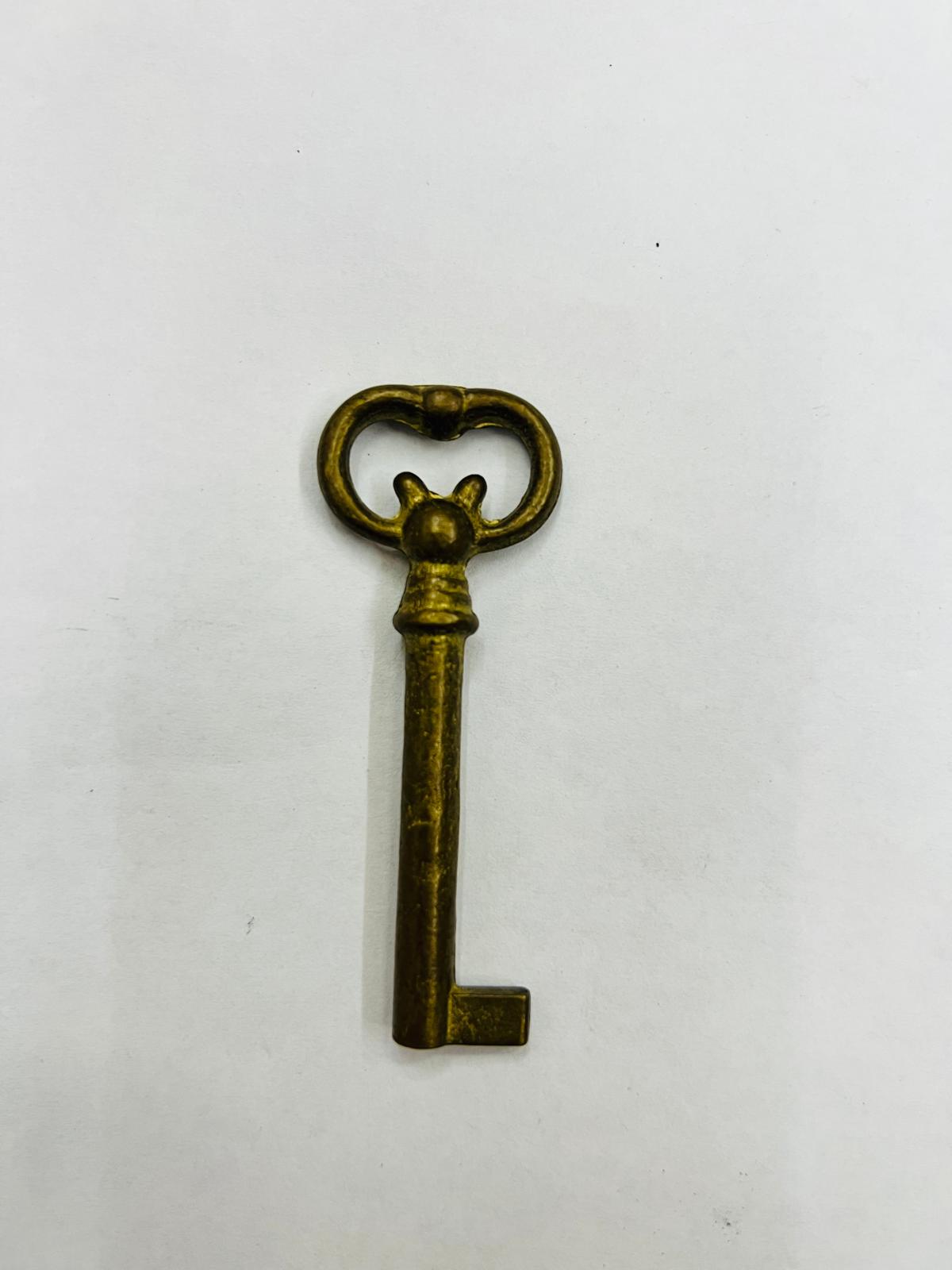 93/2 Llave 93/2 Llave