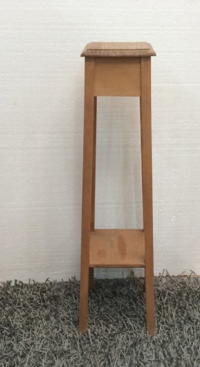 1094-430010   Pedestal madera